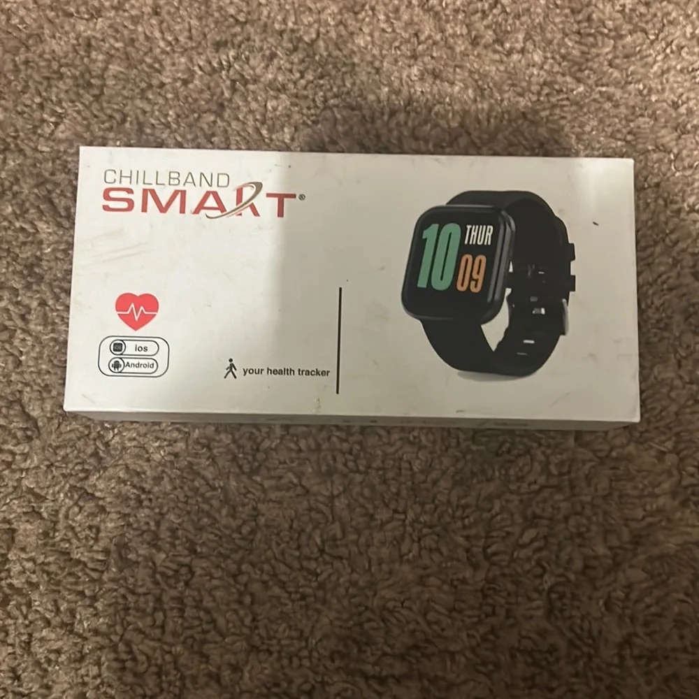 Chill band smart tracks ur health connect ur phone to it play music and a watch